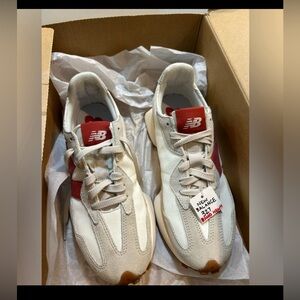 New Balance 327 New , Cream colored leather model with pink embossed M/6 W/7.5